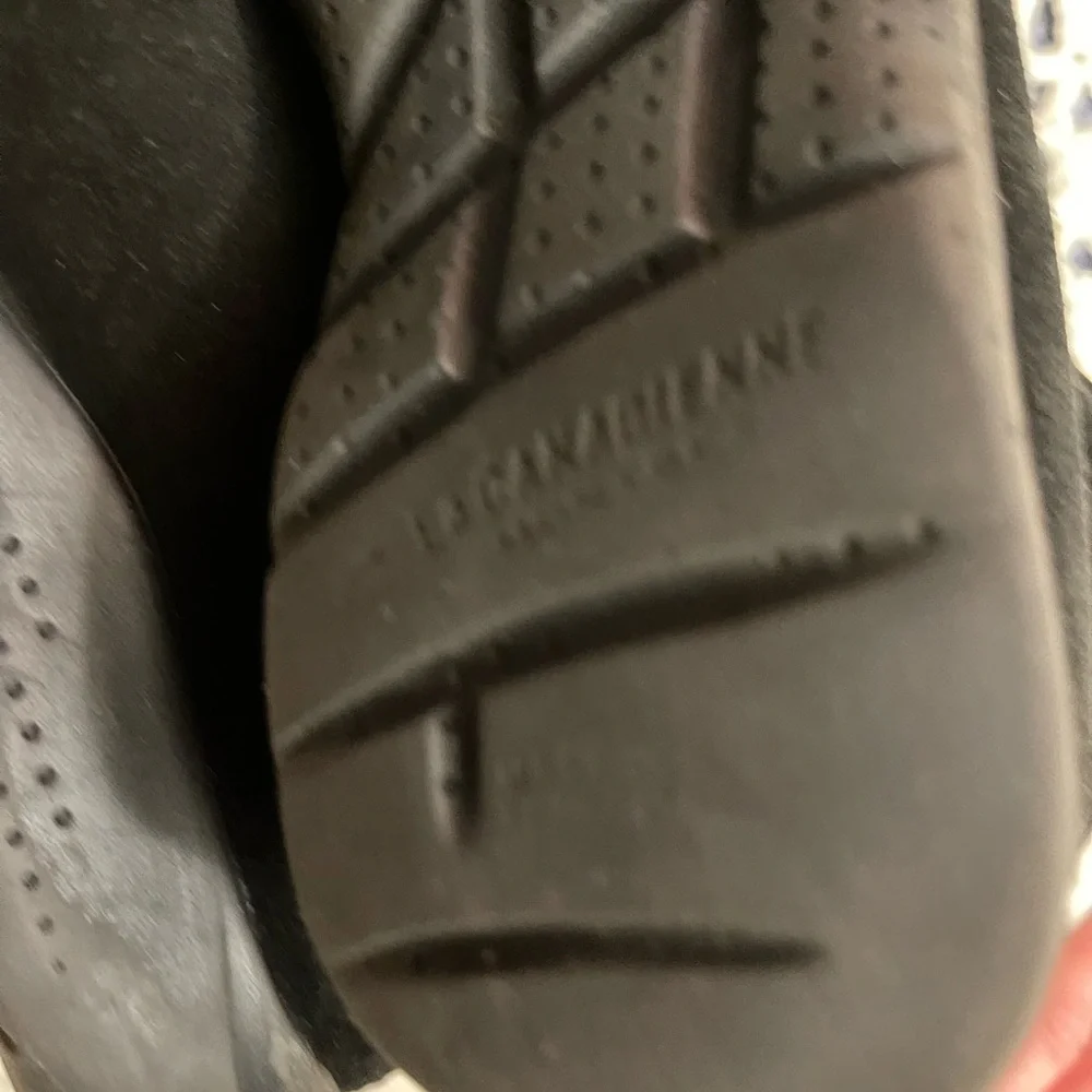 Woman’s Suede Black Boots by La Canadienne with lining - Picture 3 of 6